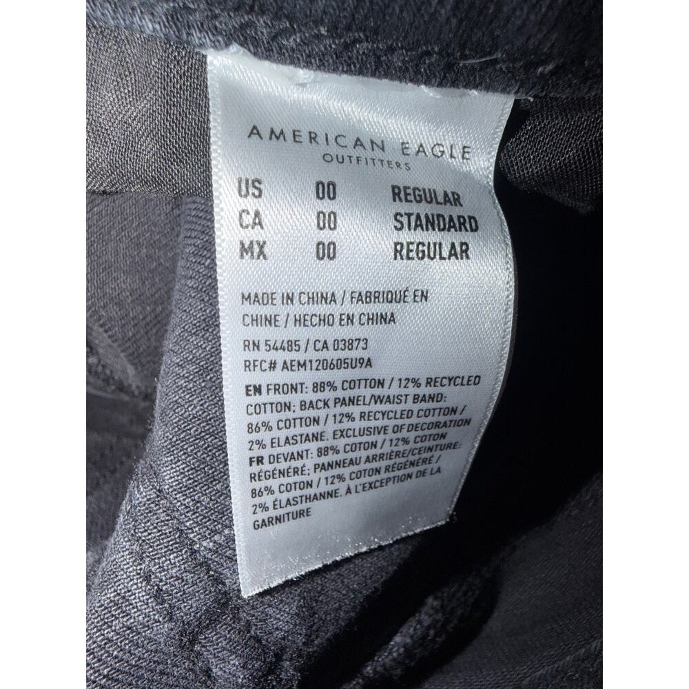 American Eagle women’s STRIGID distressed mom black denim jeans - Picture 8 of 16